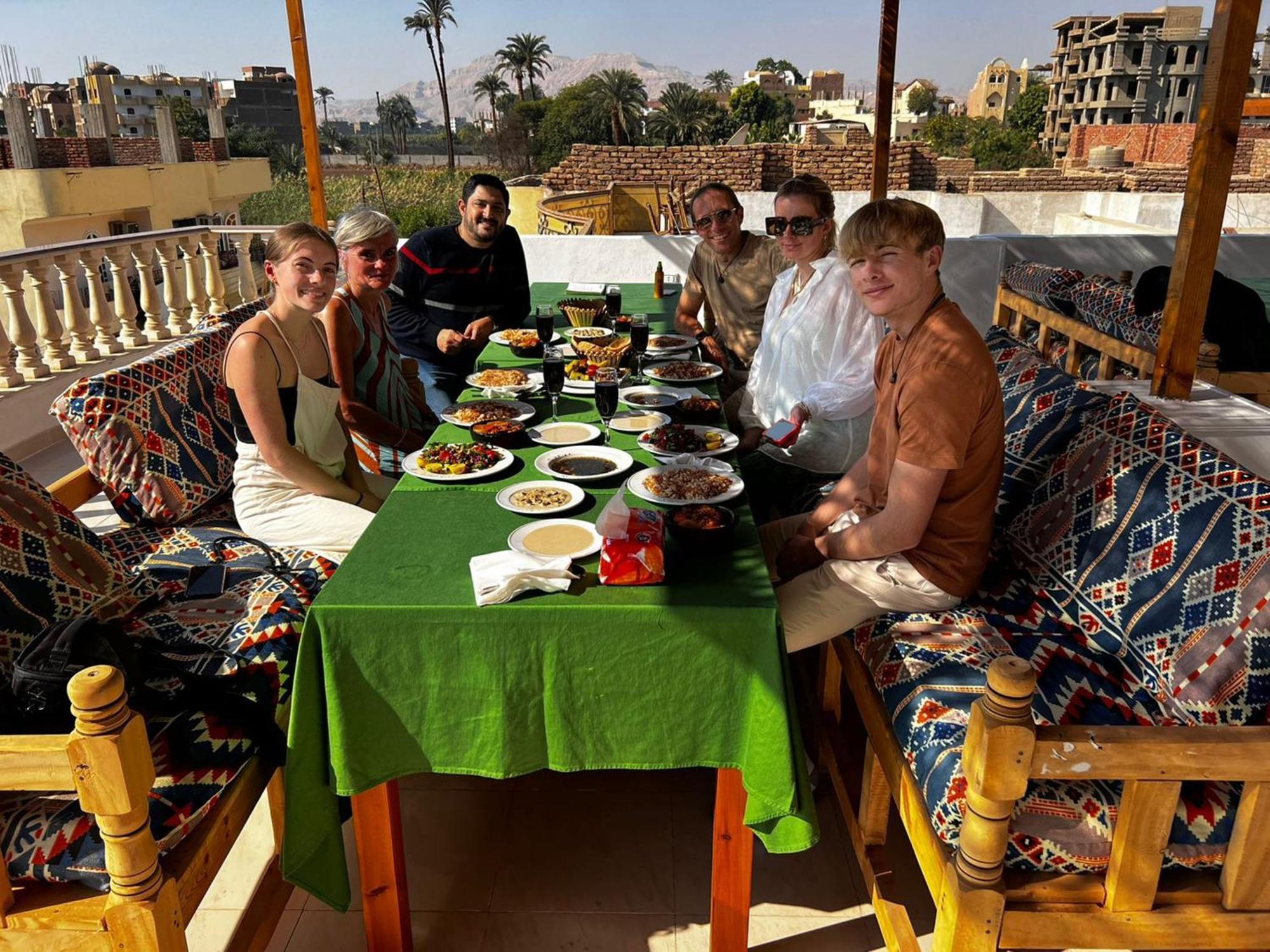 Mikhaila Guest House Luxor Esterno foto